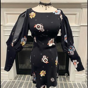 Adorable Free People Black Floral Mini Dress Slit Sleeves & Button Cuffs Sz 2.